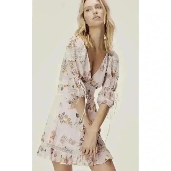 FOR LOVE & LEMONS Isadora Mini Dress Silk Lace Ruffle XS $334 - Picture 4 of 9